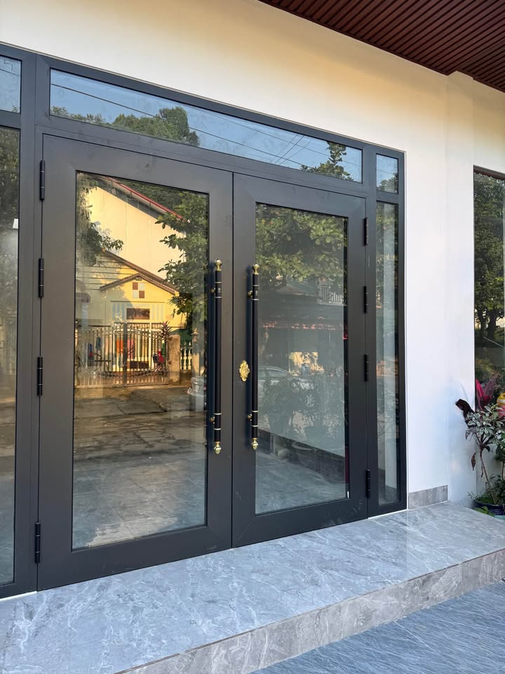 Nhà phố hiện đại tại Lào Cai 100m² giá chỉ 2.45 tỷ - Thương lượng linh hoạt!