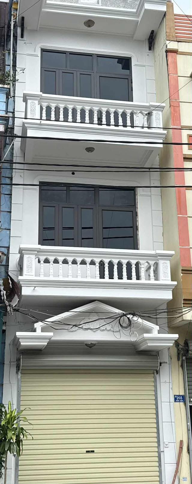 Nhà 3 tầng kiên cố tại thị trấn Kẻ Sặt giá thỏa thuận - Sẵn sàng vào ở ngay!