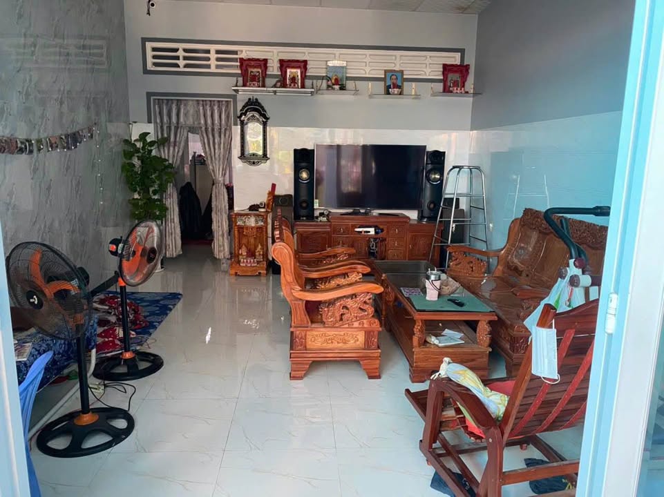 Nhà mặt tiền đường Lê Minh Xuân, Vĩnh Lợi 147.5m² giá 1.7 tỷ - Chính chủ bán gấp!