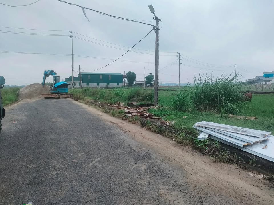 Đất nền lô 2 đường 42m, xã Định Tăng, 125m² - Vị trí đẹp, gần khu công nghiệp!