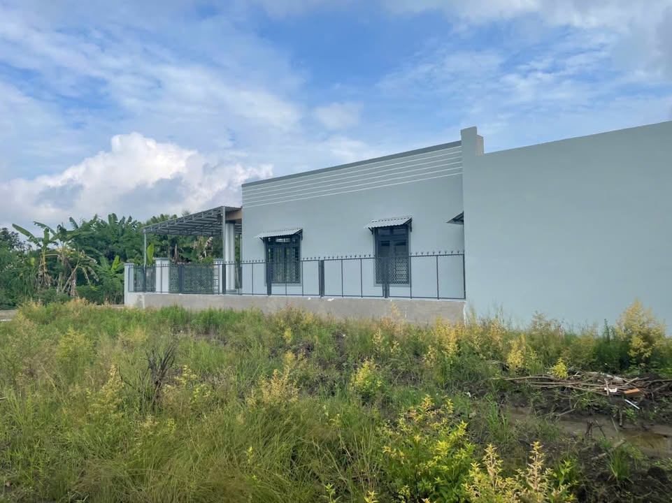 Nhà nguyên căn Xuân Thành 228m² giá thương lượng - Gần trường học, chợ và tỉnh lộ!