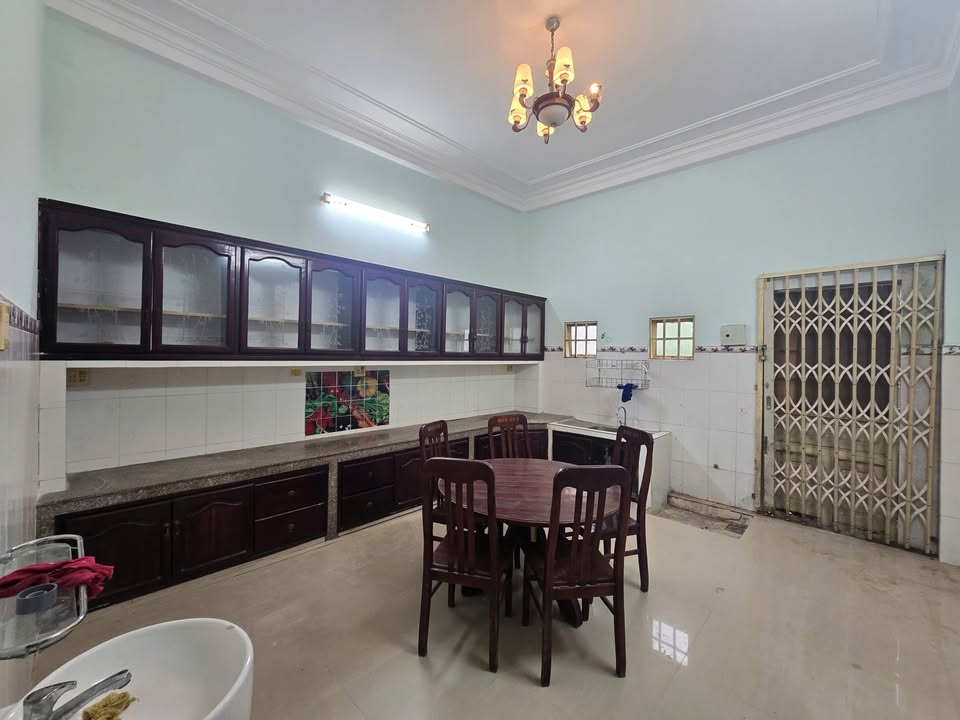 Bán nhà 1 trệt 2 lầu KDC 91B Giai Đoạn 3, Cần Thơ - Giá 5.99 tỷ, chính chủ!