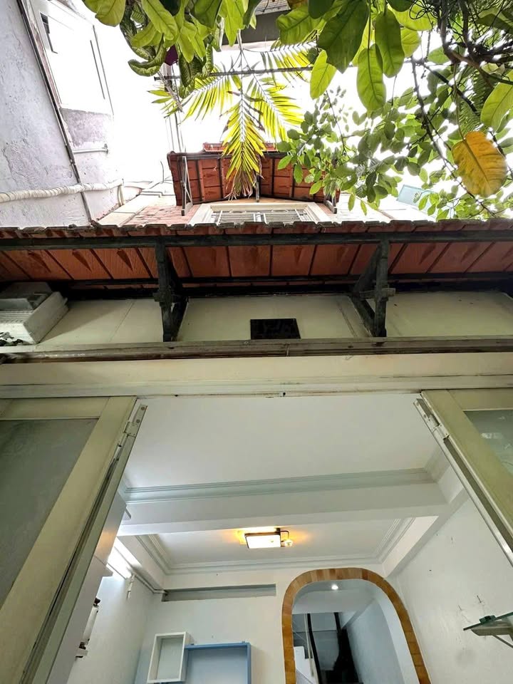 Nhà phố Duy Tân, Phú Nhuận 27.3m² giá 5.3 tỷ - Vô ở ngay, gần chợ!