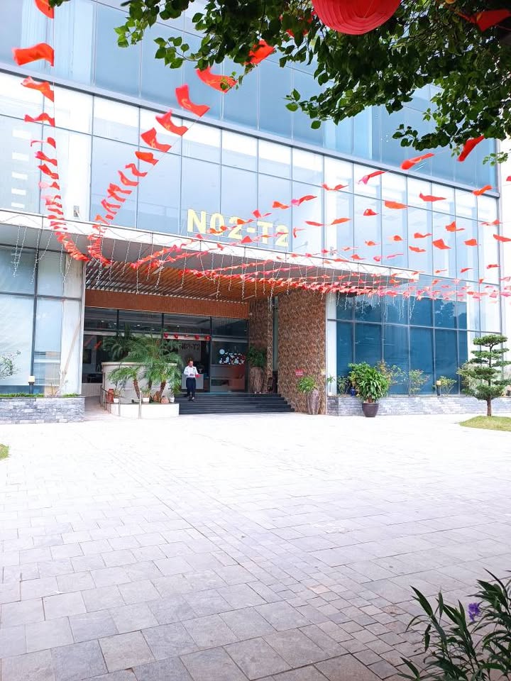 Căn hộ cho thuê chung cư N02-T2 Ngoại Giao Đoàn 105,5m² giá 15 triệu - An ninh tốt, tiện ích đầy đủ!