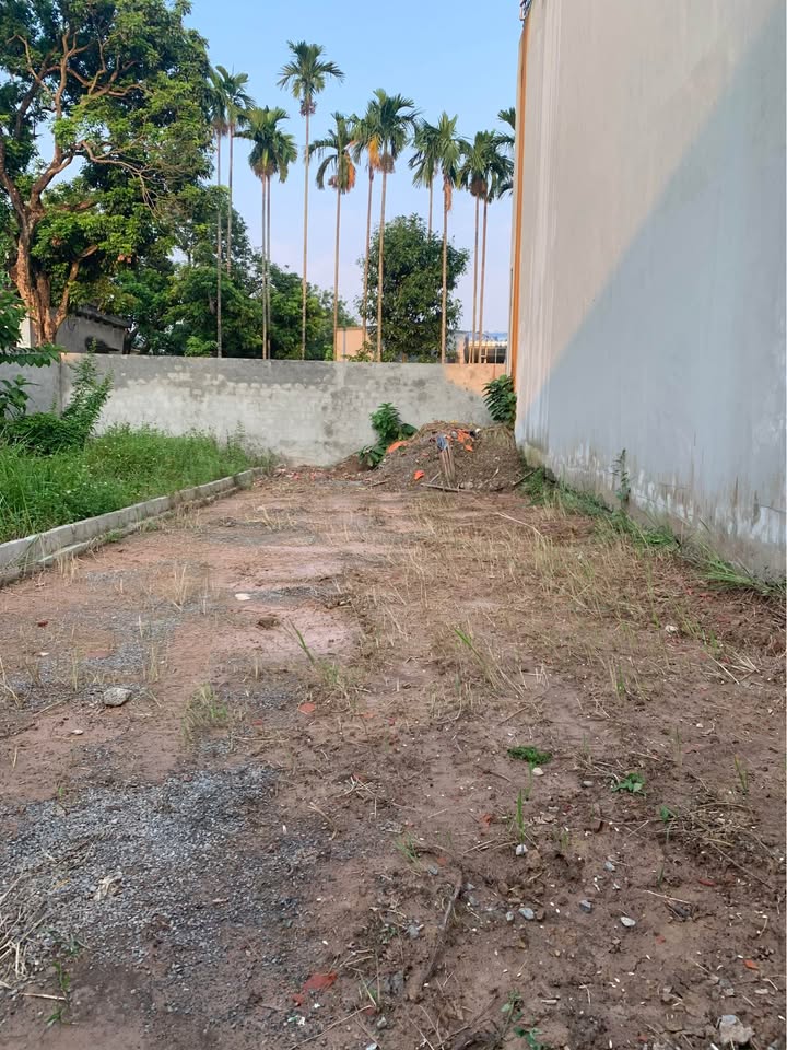 Đất nền Duy Tiên Hà Nam 93m² giá 2.3 tỷ - Vị trí đẹp, gần KCN Đồng Văn 4!