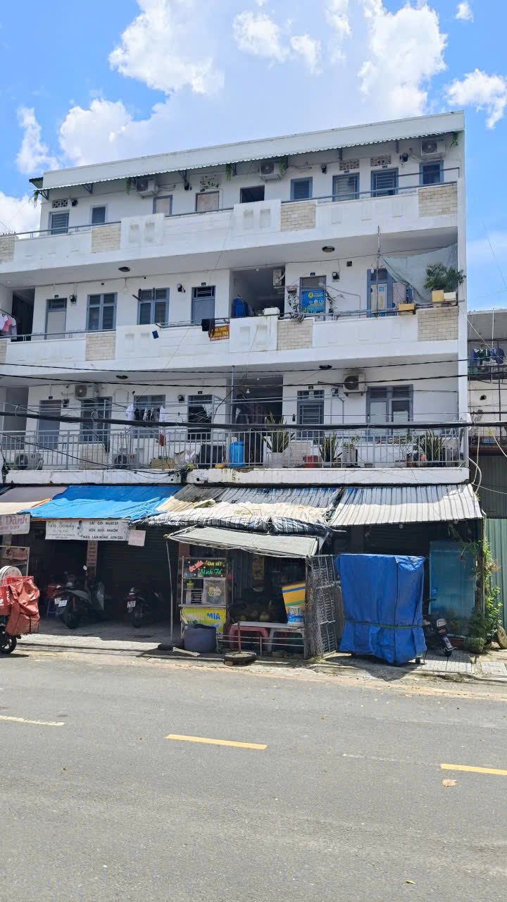 Tòa nhà căn hộ dịch vụ mặt tiền kinh doanh Tân Tạo, Bình Tân 300m² giá 28.5 tỷ - Đầu tư sinh lời ngay!