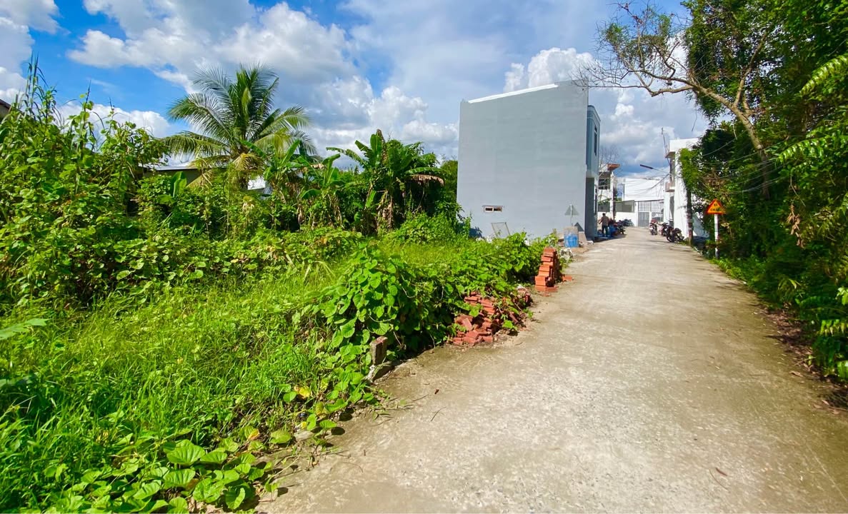 Bán nền đất thổ cư 49.5m² gần đại học FPT - Cần Thơ, giá 1.25 tỷ