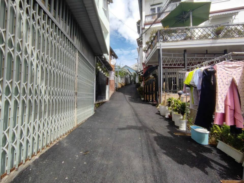 Nhà phố Đà Lạt 75m² giá 4.5 tỷ - Ô tô vào tận nhà!