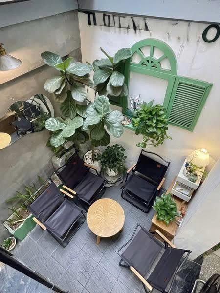 Sang nhượng quán cafe mặt phố Lý Thường Kiệt, Hoàn Kiếm 30m² - Giá chỉ 250 triệu!