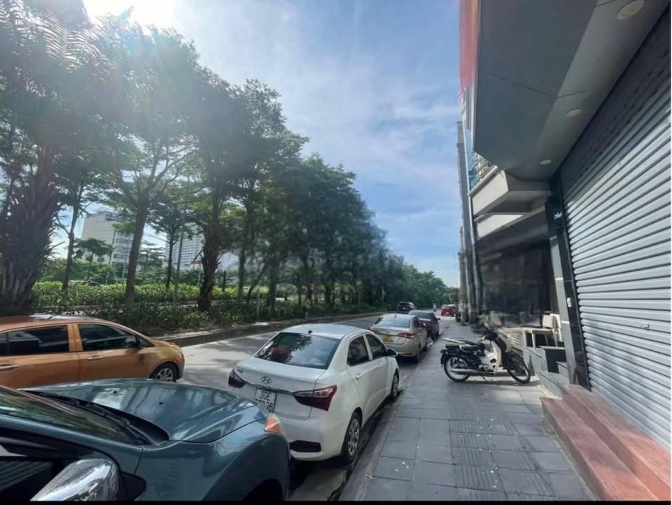 Nhà mặt phố Đường Bưởi, quận Ba Đình, 38m² giá 25.5 triệu - Vị trí đắc địa cho kinh doanh!