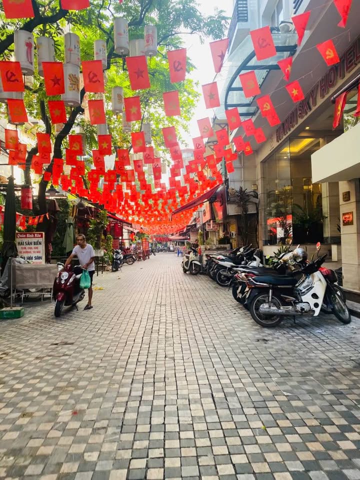 Mặt bằng kinh doanh quận Cầu Giấy - 7 vị trí siêu đẹp cho thuê