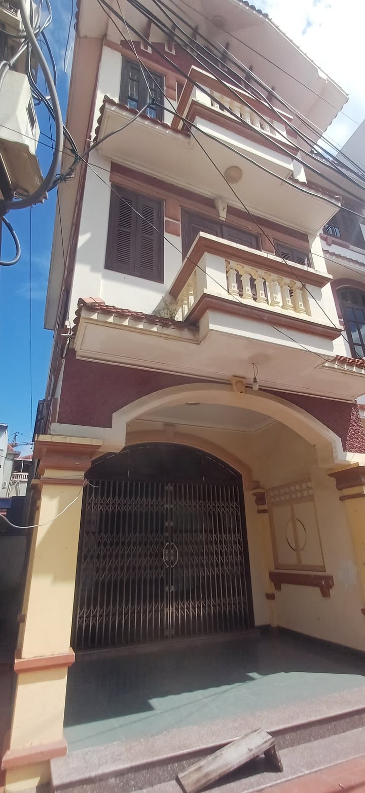 Nhà 3 tầng Sở Dầu, Hải Phòng 100m² giá 3.85 tỷ - Độc quyền, chính chủ!