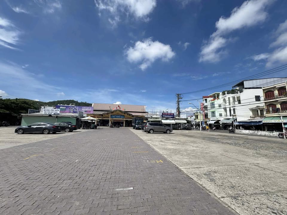 Nhà mới hẻm Nguyễn Khuyến, Vĩnh Hải, Nha Trang 68.9m² giá 4.1 tỷ - Ô tô vào tận nơi!