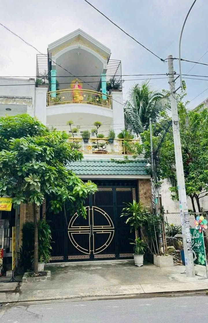 Nhà mặt tiền hẻm VIP 413 Lê Văn Quới, Bình Tân 112m² giá 11.3 tỷ - Đầu tư sinh lời ngay!