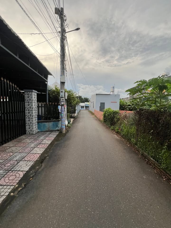 Đất nền mặt tiền đường 35, Bà Rịa 234.5m² giá 2.35 tỷ - Vị trí đắc địa gần chợ Hòa Long!