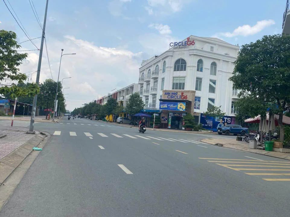 Nhà mặt tiền Võ Thị Sáu, Biên Hòa 95m² giá chỉ 13.5 tỷ - Kinh doanh ngay!