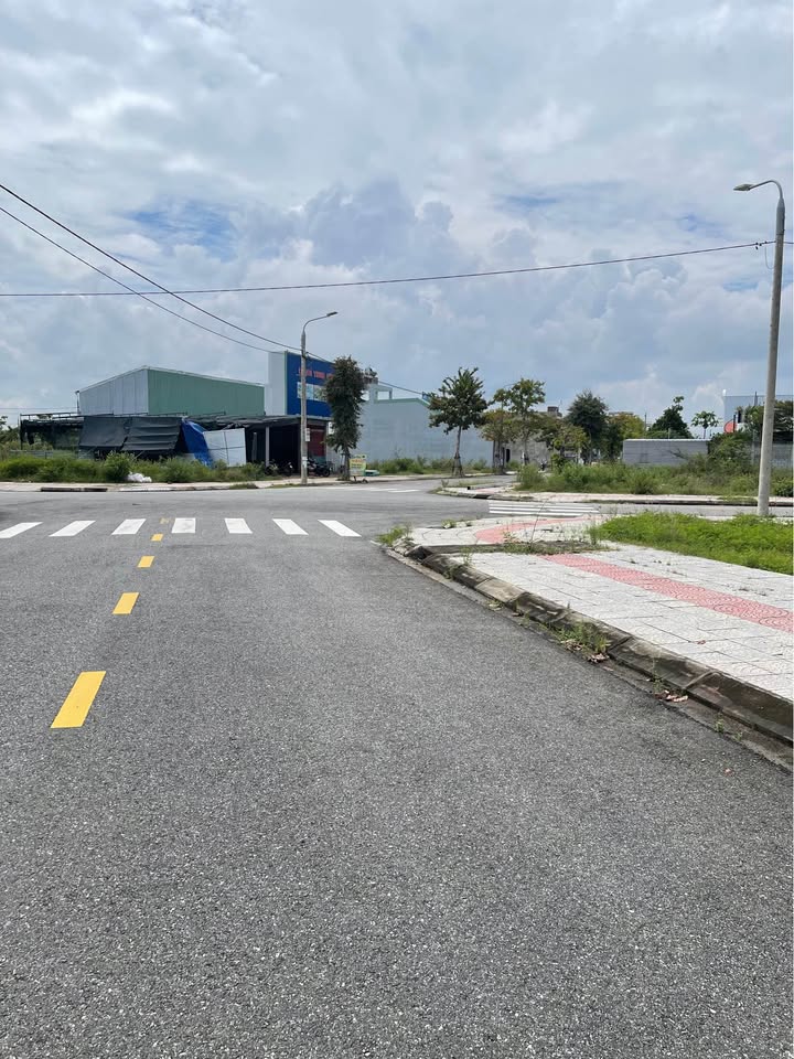 Đất nền Hòa Quý Đà Nẵng 105m² giá 5.1 tỷ - Cơ hội đầu tư tuyệt vời!