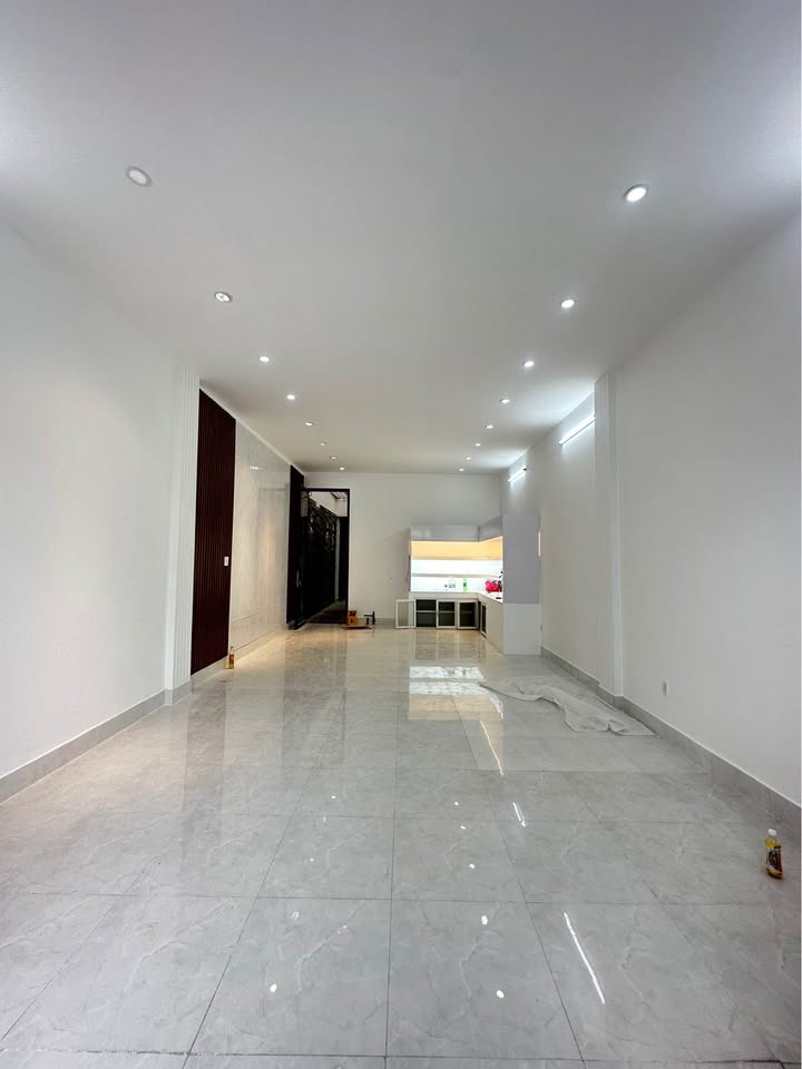 Nhà trệt cho thuê tại hẻm 2 đường Nguyễn Minh Quang, Ninh Kiều, Cần Thơ 95m² - Giá chỉ 8 triệu/tháng!