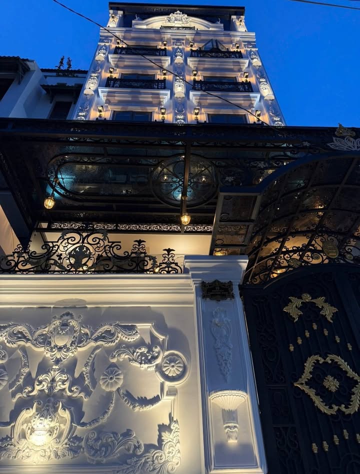 Tòa nhà cao cấp mặt tiền Lê Đức Thọ, Gò Vấp 119m² giá 40 tỷ - Đầu tư sinh lời khủng!