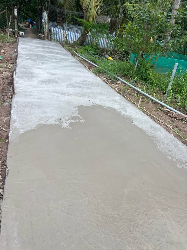 Đất thổ cư Tân Long Hội 906m² giá 300 triệu - Đường rộng thuận tiện!