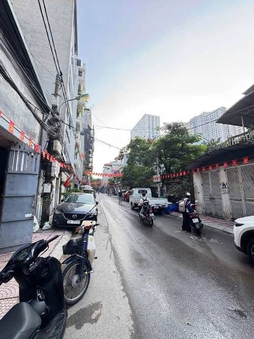 Nhà mặt ngõ Hồ Tùng Mậu, Bắc Từ Liêm 125m² giá 68 tỷ - Đầu tư sinh lời cao!