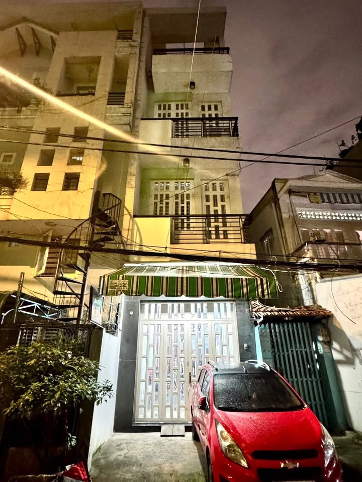 Nhà mặt tiền Hoàng Hoa Thám, Bình Thạnh 47m² giá 9.99 tỷ - Kinh doanh đắc địa!