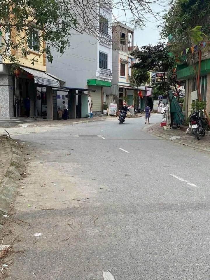 Đất nền khu phố Văn Nhuế, phường Mỹ Hào 90m² giá 2 tỷ - Sổ đỏ chính chủ ngay!