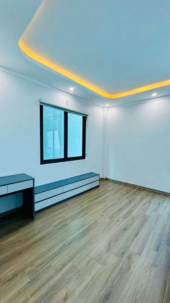 Nhà mặt phố Nguyễn Phúc Lai, Đống Đa 132m² giá 42 tỷ - Vị trí kinh doanh đắc địa!