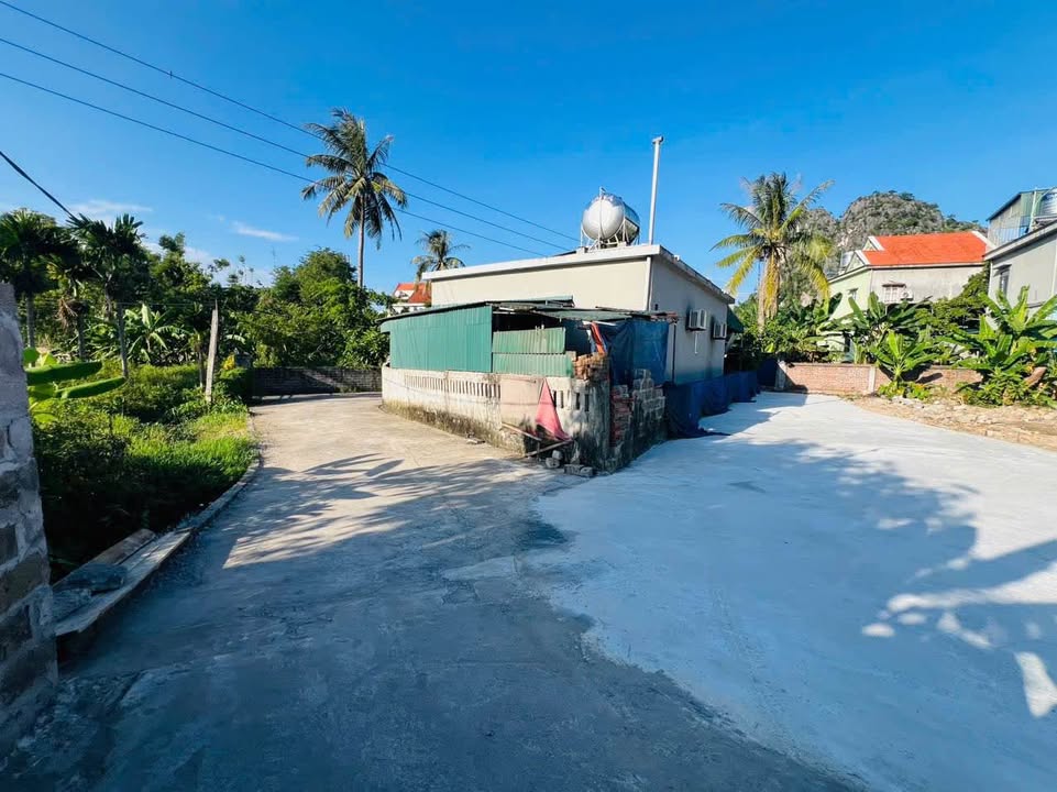 Đất nền Hạ Long 80m² giá 900 triệu - Sổ đỏ chính chủ, ô tô vào tận đất!