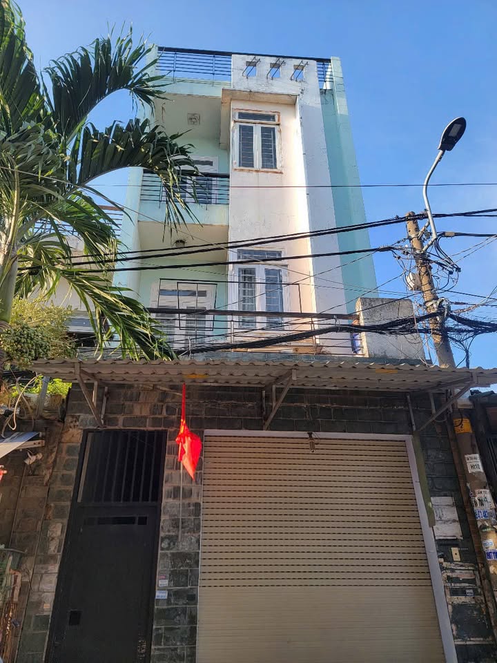 Nhà nguyên căn mặt tiền cho thuê tại Quận 12, diện tích 100m² chỉ 11 triệu/tháng - Phù hợp kinh doanh đa ngành!