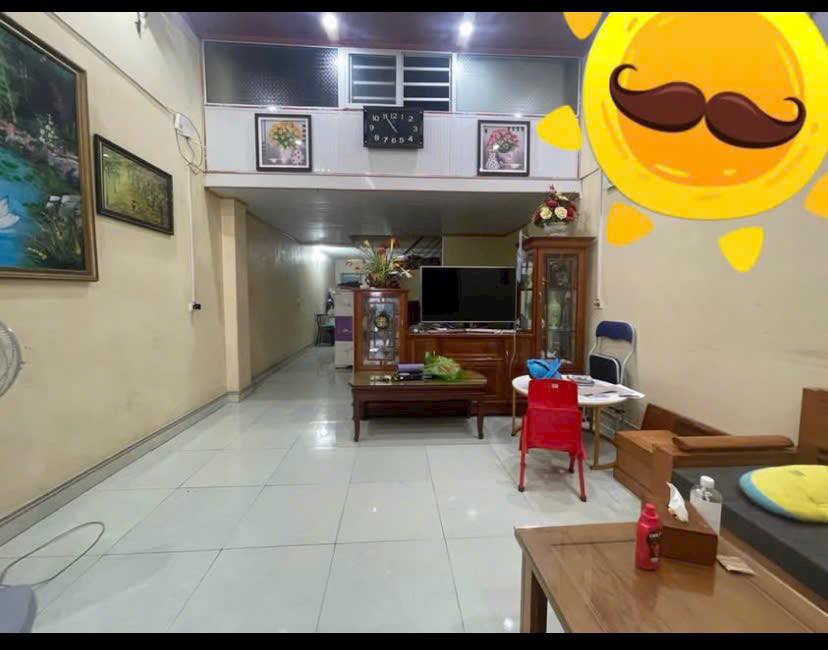 Nhà riêng Kiều Hạ Đông Hải 67m² giá 2.45 tỷ - Sân cổng riêng ô tô vào tận nơi!