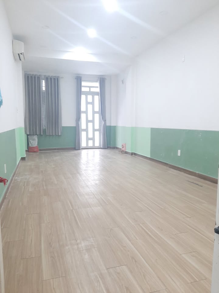 Nhà cho thuê hẻm xe tải Phổ Quang, Tân Bình 100m² - Giá chỉ 20 triệu/tháng!