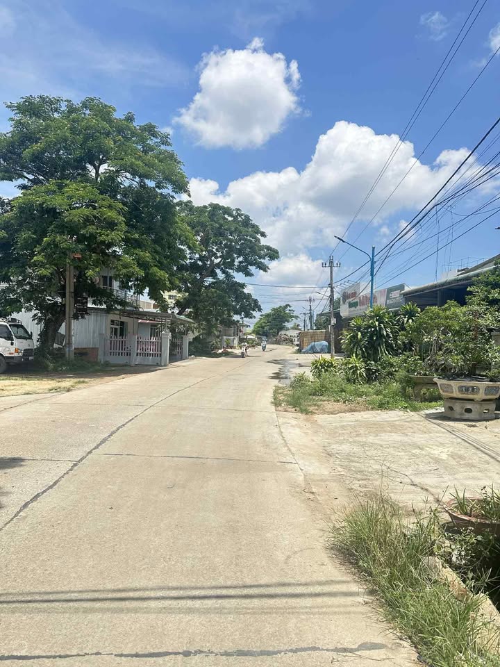 Đất mặt tiền Trần Huy Liệu, Ea Kar, Đắk Lắk 270m² giá 2.5 tỷ - Đầu tư sinh lời ngay!