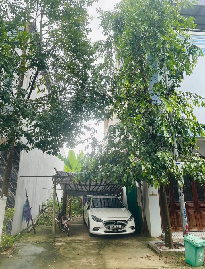 Đất nền phường Nam Ngạn, 100m², giá thỏa thuận - Vị trí đắc địa gần trường học!