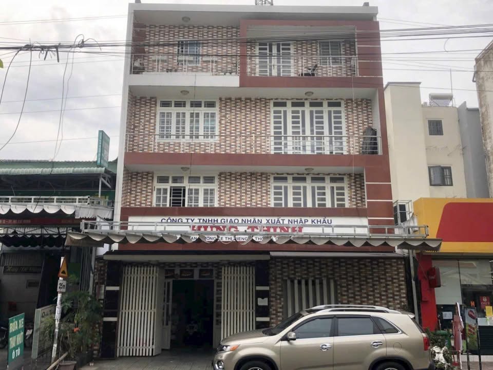 Shophouse cho thuê tại Thới An, quận 12 - Diện tích 450m², mặt tiền sầm uất!