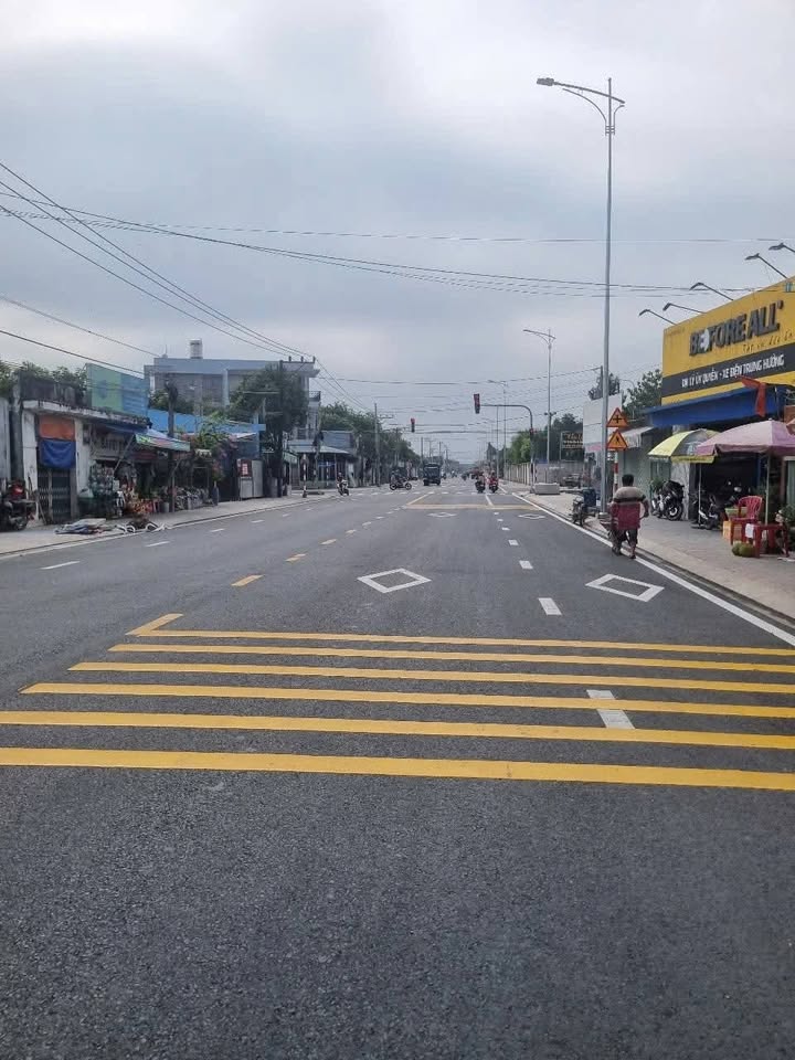 Nhà Mặt Tiền Đường Nguyễn Chí Thanh, Bình Nhâm 99.7m² giá chỉ 6 tỷ - Đầu tư sinh lời!