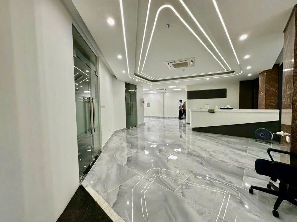 Cho thuê văn phòng tại Dịch Vọng Hậu, Cầu Giấy 157m² giá từ 40 triệu - Không thể bỏ qua!
