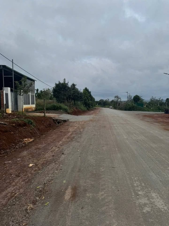 Đất thổ cư đường Trần Huy Liệu, Buôn Hồ, 240m² giá 1.44 tỷ - Đầu tư sinh lời ngay!