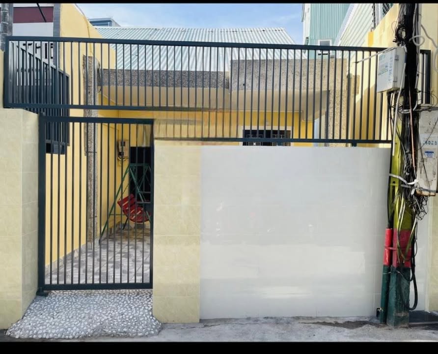 Nhà cho thuê gác lửng đường Hoàng Diệu 125m² giá 8 triệu - Tiện nghi đầy đủ!