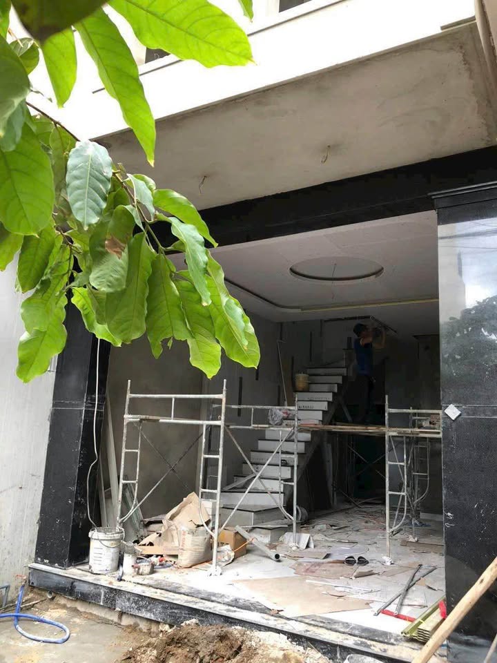 Nhà phố đường Nguyễn Thái Học, Quy Nhơn 56m² giá 3.65 tỷ - Thiết kế hiện đại, thuận lợi di chuyển!