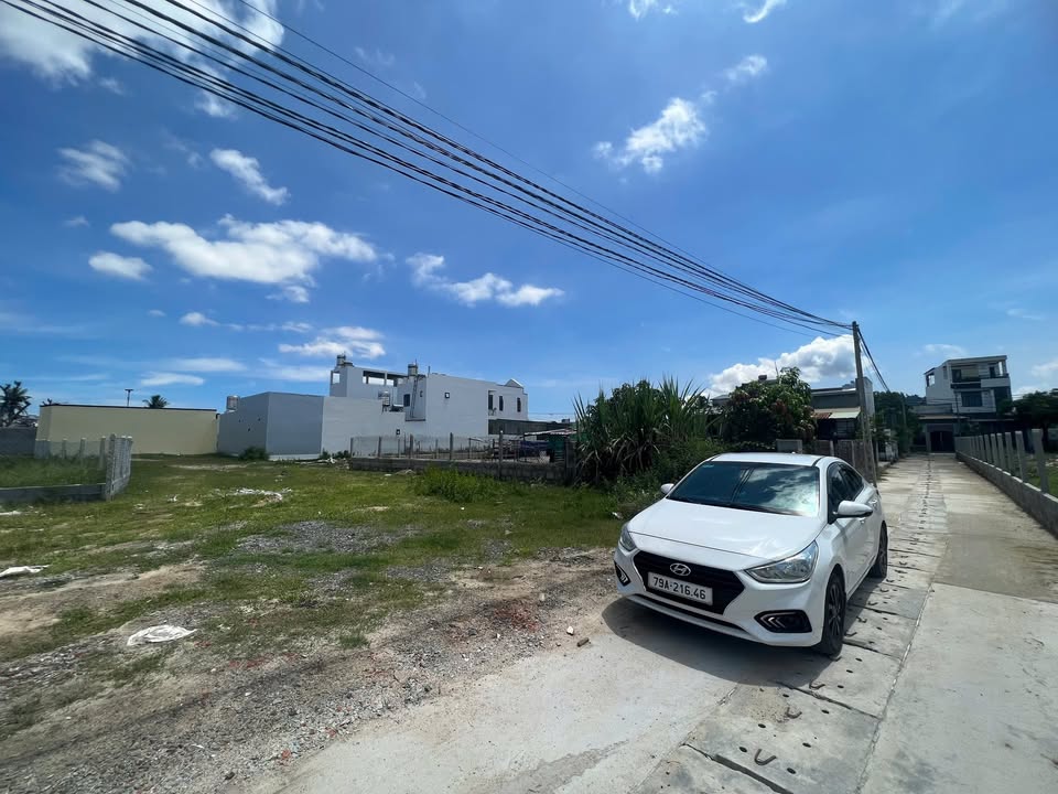 Đất nền Cam Ranh 384m² giá chỉ 2.309 tỷ - Đầu tư sinh lời ngay!