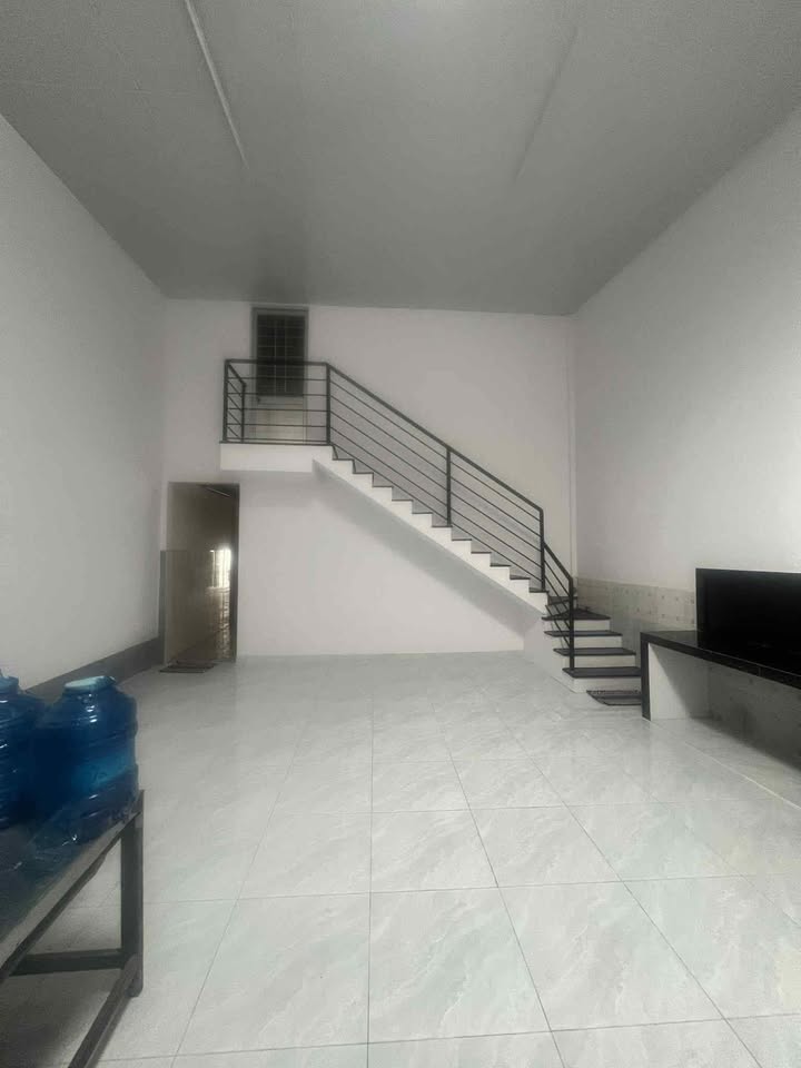 Nhà cho thuê phường An Hội, Bến Tre 2PN giá 4 triệu - Gần lộ lớn, tiện di chuyển!