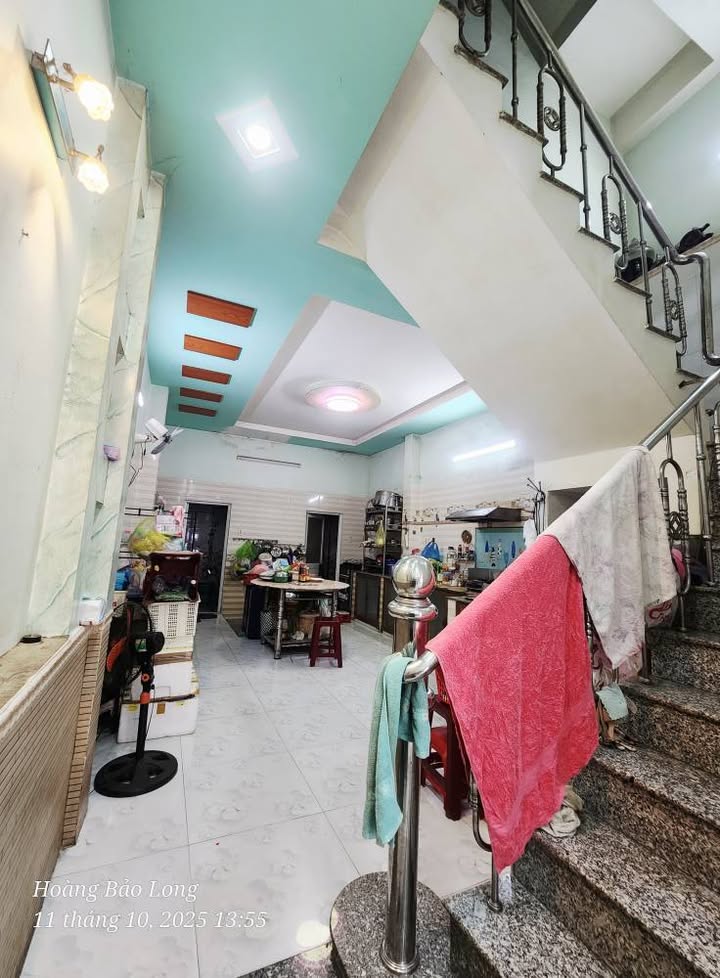 Nhà cho thuê mặt tiền đường Trần Hưng Đạo, P.Ninh Kiều, Cần Thơ - Thích hợp cho gia đình lớn!