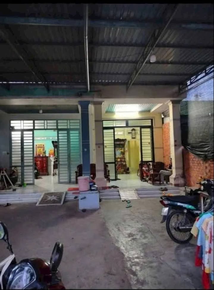 Nhà đất hẻm 81 CMT8, Hiệp Bình, 254.8m² giá 2.5 tỷ - Không thể bỏ lỡ!