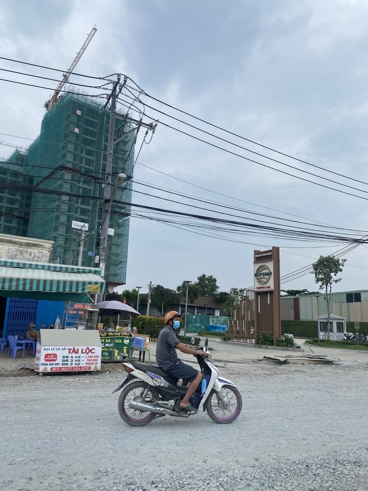 Đất mặt tiền Lò Lu Thủ Đức 1000m² giá 125 tỷ - Đầu tư sinh lời ngay!