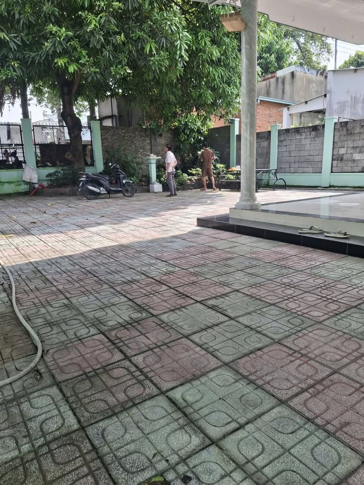 Nhà vườn cho thuê mặt tiền đường Phan Đăng Lưu, Bình Dương - Kinh doanh thuận lợi!