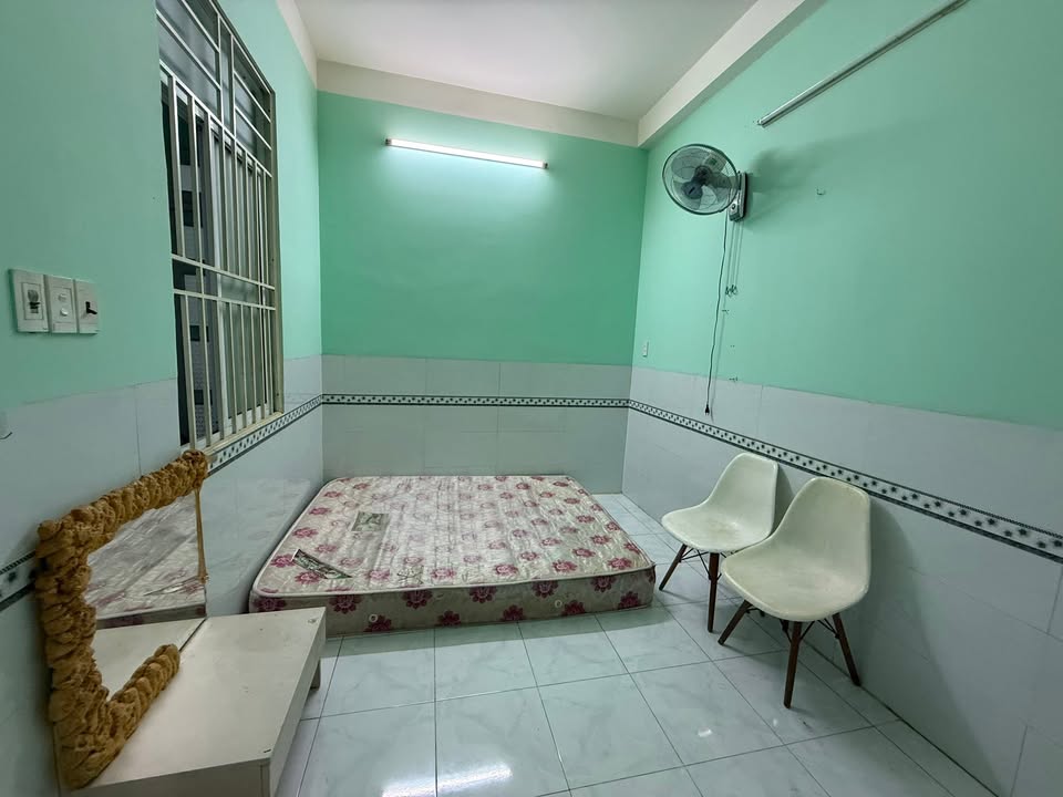 Phòng cho thuê tại đường Tạ Quang Bửu, Quận 8, 20m² - Không ở chung với chủ, tự do giờ giấc!