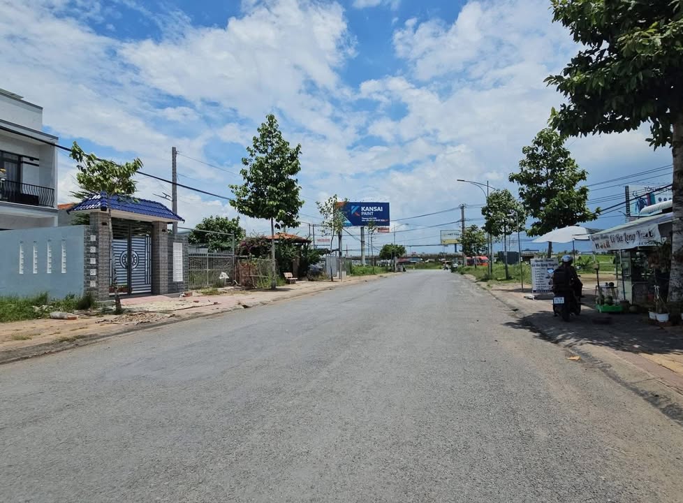 Đất nền 2 mặt tiền Đông Thuận, Bình Minh 136m² giá 2.2 tỷ - Vị trí kinh doanh lý tưởng!