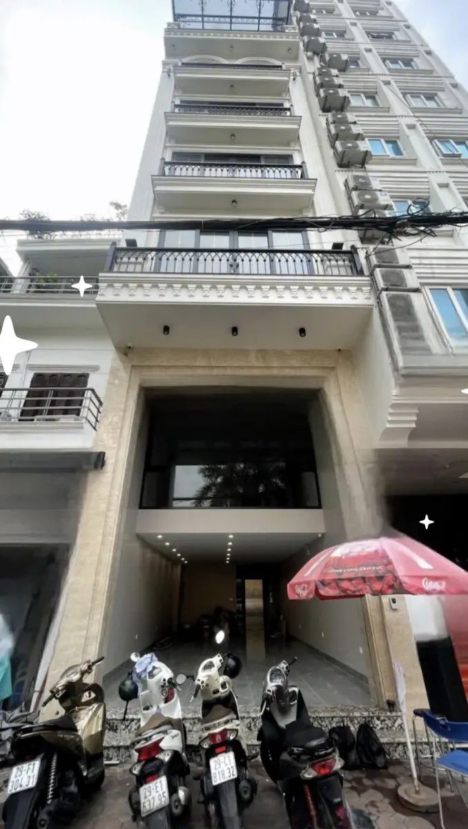 Cho thuê toà nhà văn phòng 90m² 8 tầng mặt phố Trần Quý Cáp, Đống Đa - Thích hợp kinh doanh đa dạng!