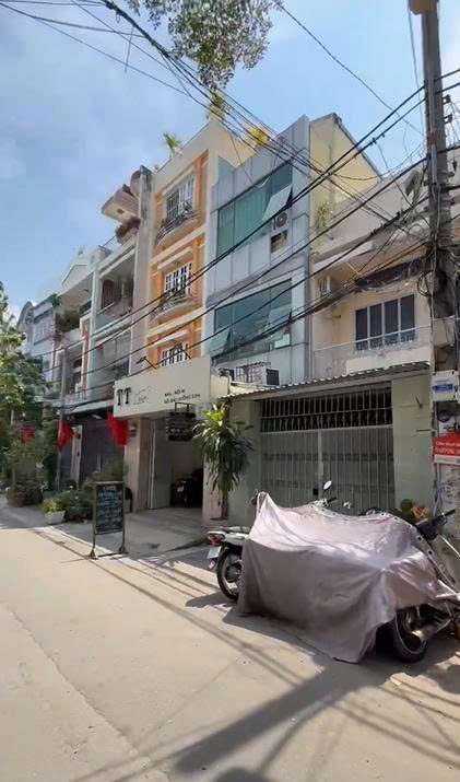 Nhà 4 tầng hẻm xe tải Bùi Đình Túy, Bình Thạnh 171m² giá 27.5 tỷ - Sẵn sàng vào ở!